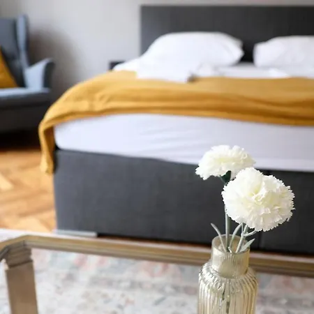 Noor - Calm With Garden - Free Parking & Near Messe Graz