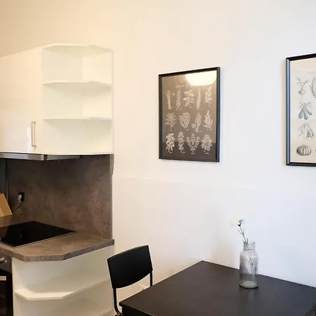 Appartamento Noor - Calm With Garden - Free Parking & Near Messe *