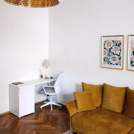 Noor - Calm With Garden - Free Parking & Near Messe