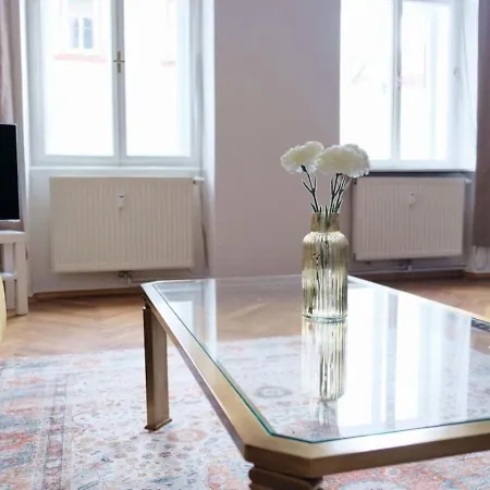 Noor - Calm With Garden - Free Parking & Near Messe *
