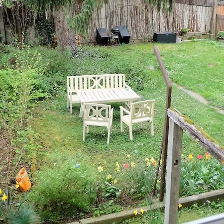 Noor - Calm With Garden - Free Parking & Near Messe *