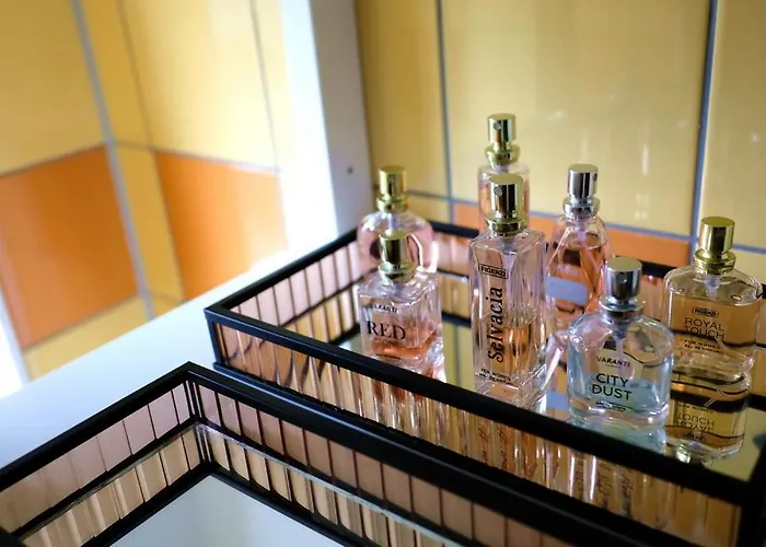 Апартаменти Neue Im Zentrum Von Fuer 2-3 Personen