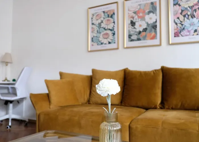 Neue Im Zentrum Von Fuer 2-3 Personen Апартаменти Грац